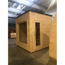 Modern Sauna 2,3x2,3 m aus Kieferholz vollisoliert